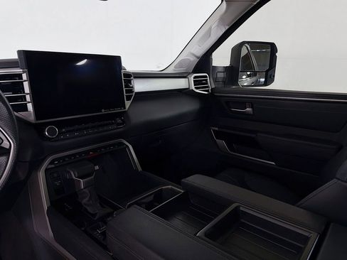 Used 2023 Toyota Tundra Limited image 21