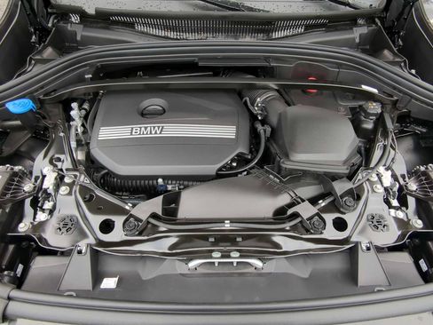 Used 2025 BMW X1 xDrive28i w/ Technology Package image 14