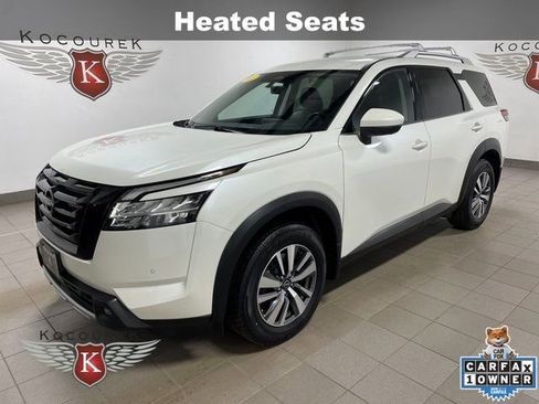 Used 2023 Nissan Pathfinder SL w/ Lighting Package (N92) AWD/4WD image 3