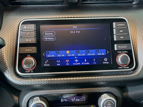 Used 2018 Nissan Kicks SV FWD image 24