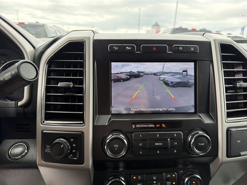 Used 2020 Ford F150 Lariat AWD/4WD image 29