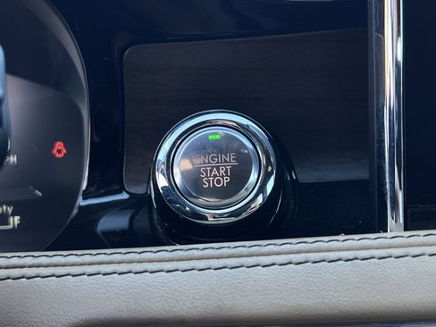 Used 2022 Lincoln Corsair Reserve w/ Elements Package image 51