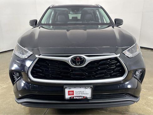 Used 2023 Toyota Highlander XLE image 10