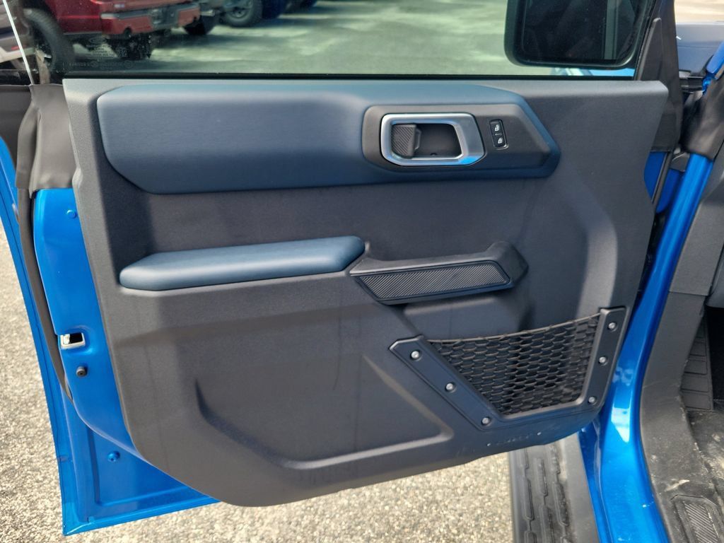 New 2026 Ford Bronco Heritage Edition AWD/4WD image 14