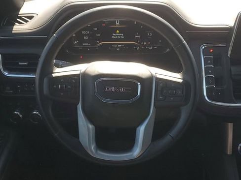 Used 2024 GMC Yukon SLE AWD/4WD image 13