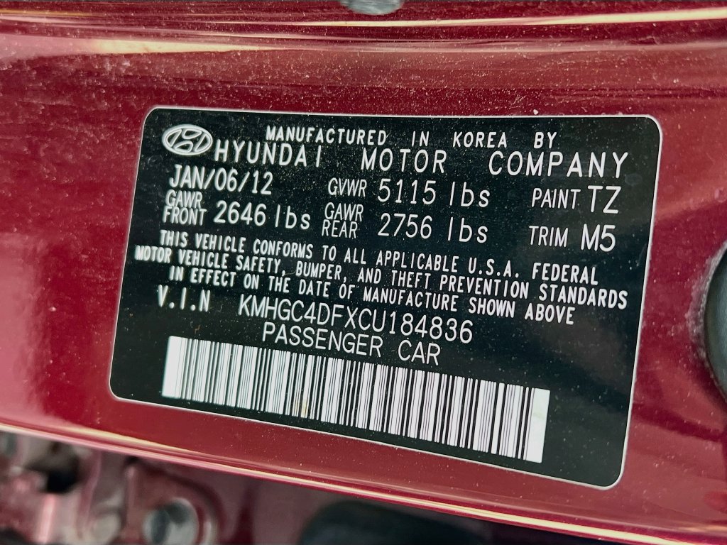 Used 2012 Hyundai Genesis 4.6 RWD image 10