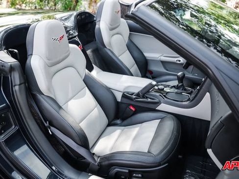 Used 2013 Chevrolet Corvette 427 w/ 1SB Preferred Equipment Group RWD image 73