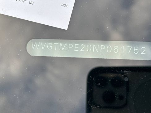 Used 2022 Volkswagen ID.4 Pro S image 4