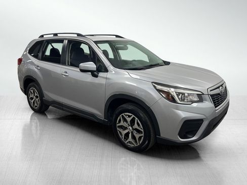Used 2019 Subaru Forester Premium image 1