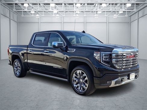 Certified 2024 GMC Sierra 1500 Denali w/ Denali Reserve Package image 4