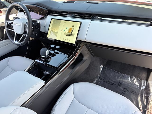 New 2026 Land Rover Range Rover Sport SE AWD/4WD image 11