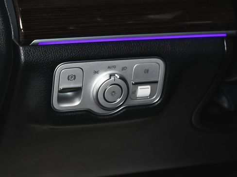 Used 2025 Mercedes-Benz GLS 450 GLS 450 image 20