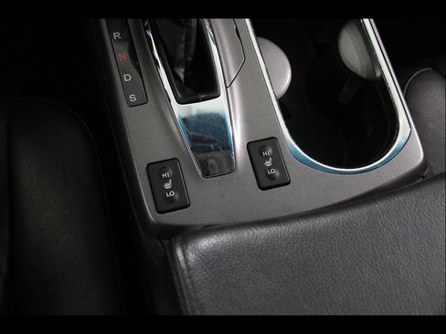Used 2015 Acura RDX AWD w/ Technology Package image 16