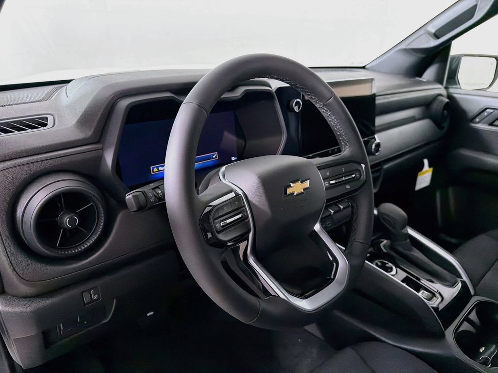 New 2026 Chevrolet Colorado W/T w/ WT Custom Package AWD/4WD image 9