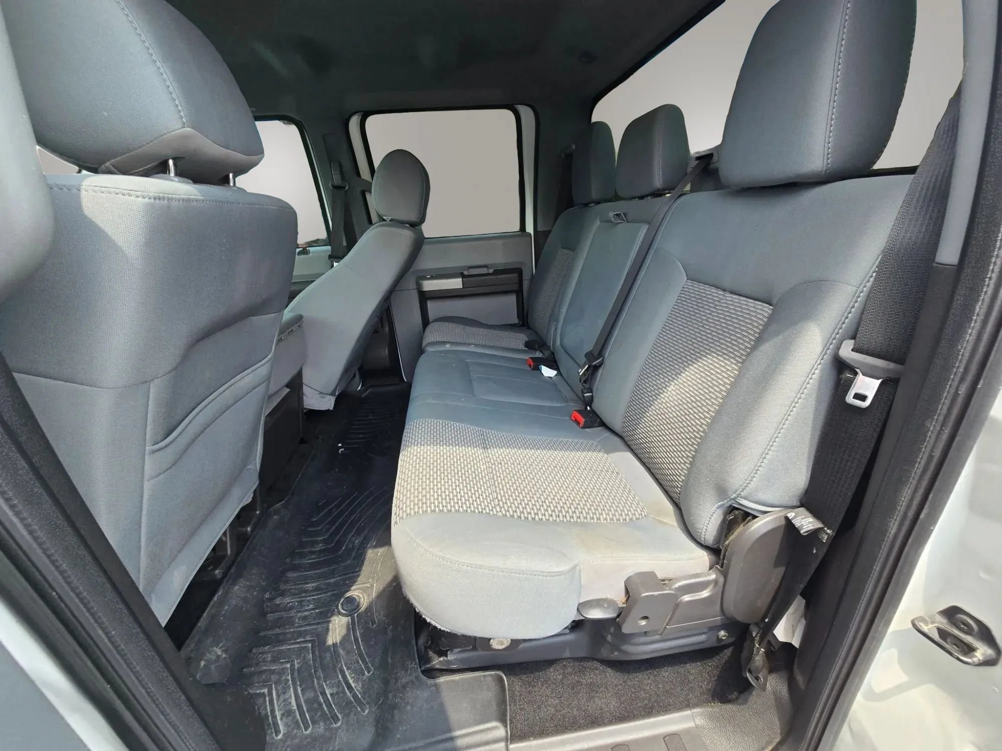 Used 2013 Ford F250 XLT w/ Chrome Pkg AWD/4WD image 14