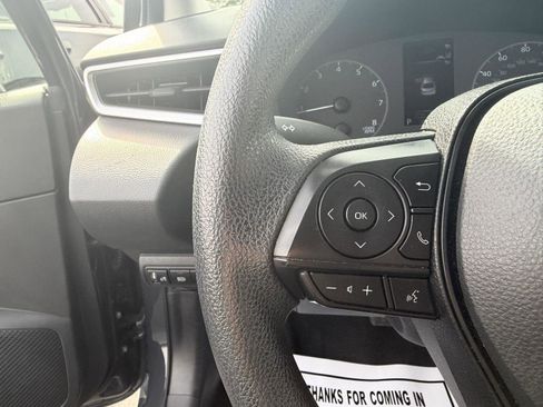 Used 2023 Toyota Corolla LE FWD image 20