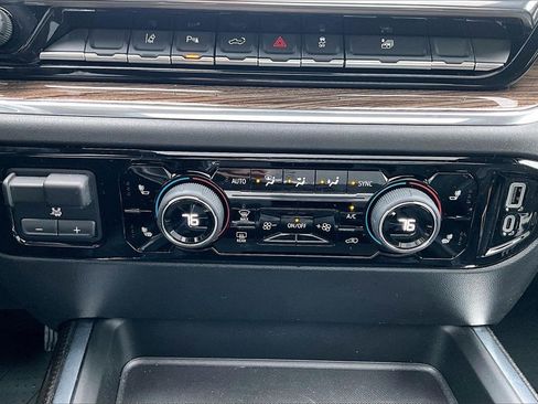 Used 2024 Chevrolet Silverado 2500 LT w/ All Star Edition image 33