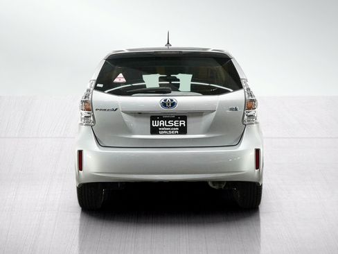 Used 2012 Toyota Prius V Three FWD image 4