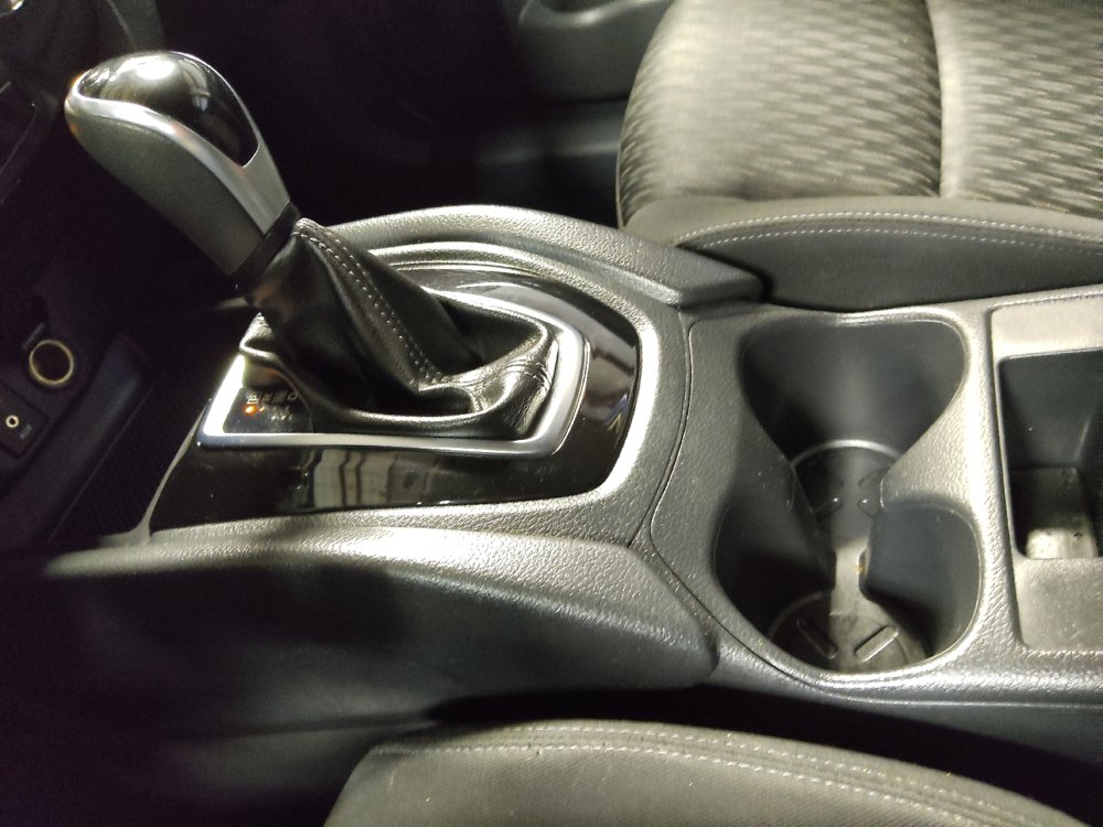 Used 2017 Nissan Rogue S FWD image 26