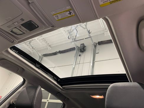 Used 2015 Subaru Forester 2.5i Limited image 4