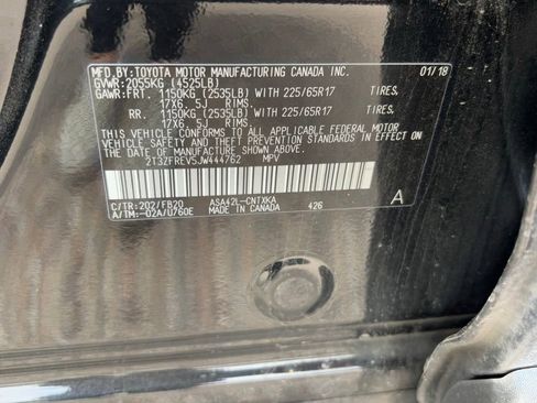 Used 2018 Toyota RAV4 LE image 14