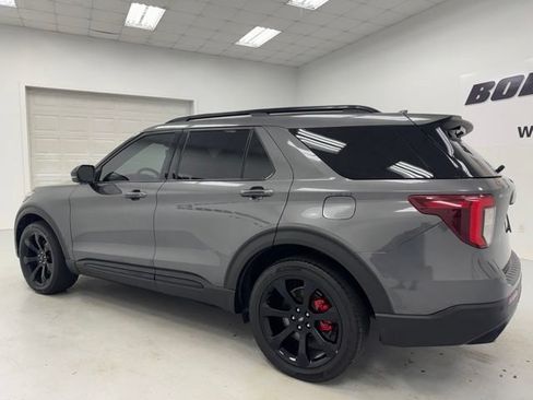 Used 2020 Ford Explorer ST w/ ST High-Performance Pack AWD/4WD image 7