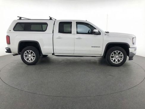 Certified 2017 GMC Sierra 1500 SLE w/ SLE Value Package image 28