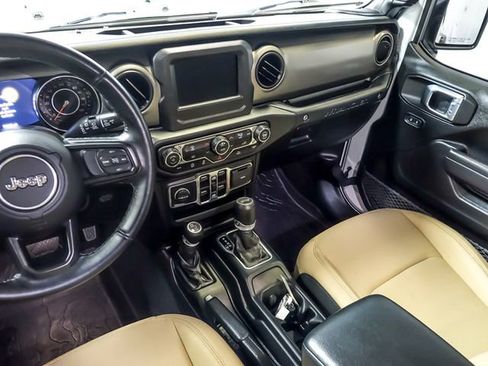Used 2021 Jeep Wrangler Unlimited Sport AWD/4WD image 17