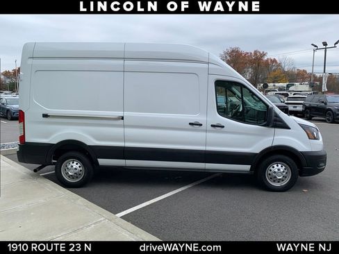 Used 2023 Ford Transit 250 148 High Roof AWD image 8