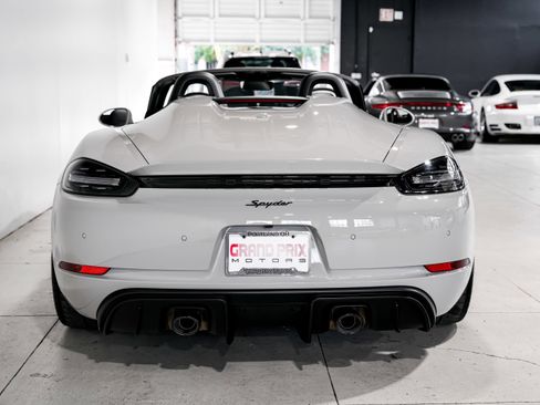 Used 2022 Porsche 718 Boxster Spyder RWD image 4