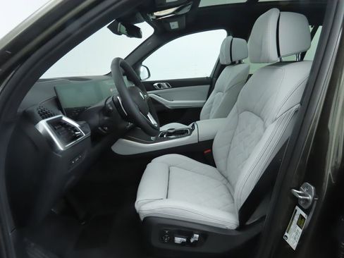 New 2026 BMW X5 sDrive40i w/ Climate Comfort Package image 20