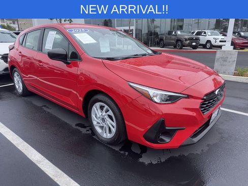 Used 2025 Subaru Impreza 2.0i image 1