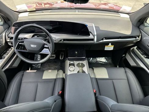New 2026 Cadillac Vistiq Luxury image 20