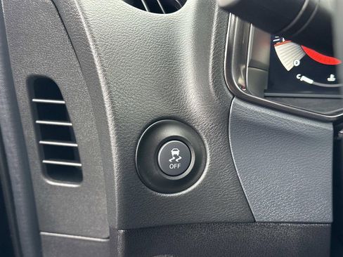 Used 2024 Nissan Z Performance w/ Floor Mat Package image 18