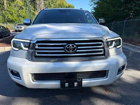 Used 2021 Toyota Sequoia Platinum AWD/4WD image 2