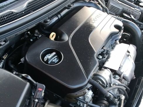 Used 2018 Chevrolet Cruze LS FWD image 26