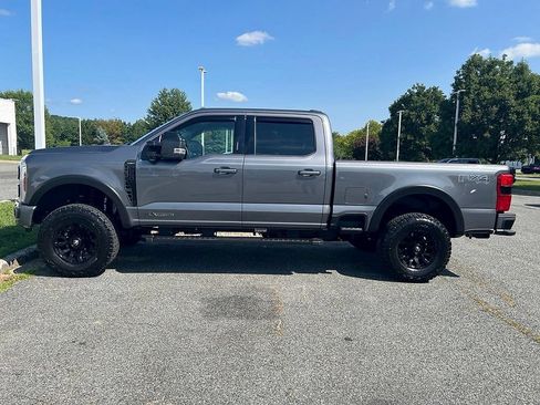 Used 2024 Ford F250 Lariat w/ Lariat Ultimate Package AWD/4WD image 7