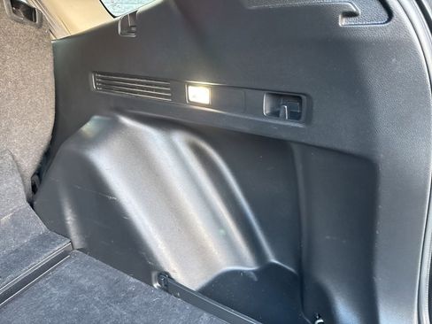 Used 2024 Honda CR-V EX image 8