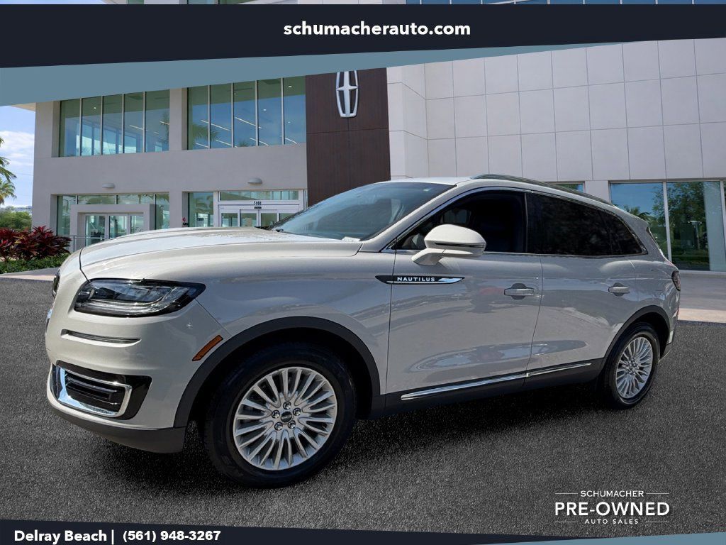 Certified 2019 Lincoln Nautilus FWD image 3