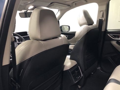 Used 2019 Subaru Forester Limited image 18