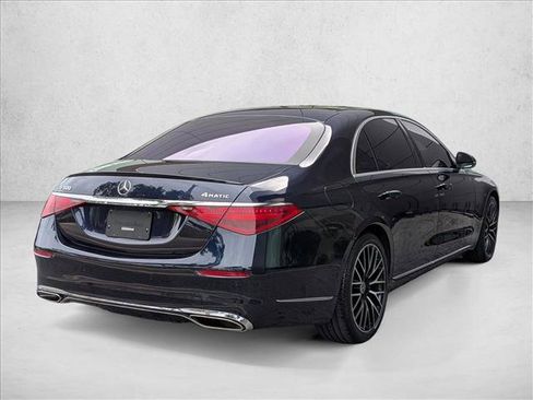 Used 2022 Mercedes-Benz S 500 4MATIC image 5