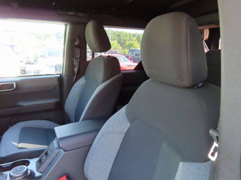 Used 2022 Ford Bronco Big Bend image 25