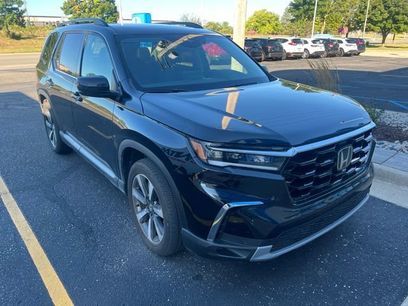 Used 2025 Honda Pilot Touring