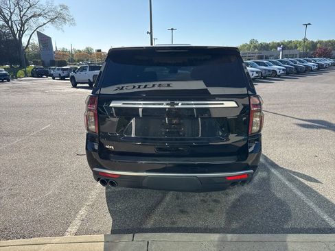 Used 2024 Chevrolet Tahoe High Country AWD/4WD image 5