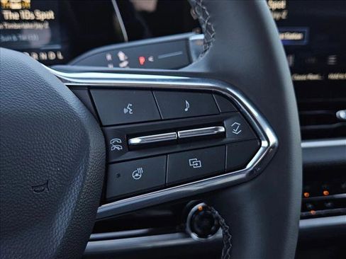 New 2026 Chevrolet Equinox LT w/ Midnight Edition image 13