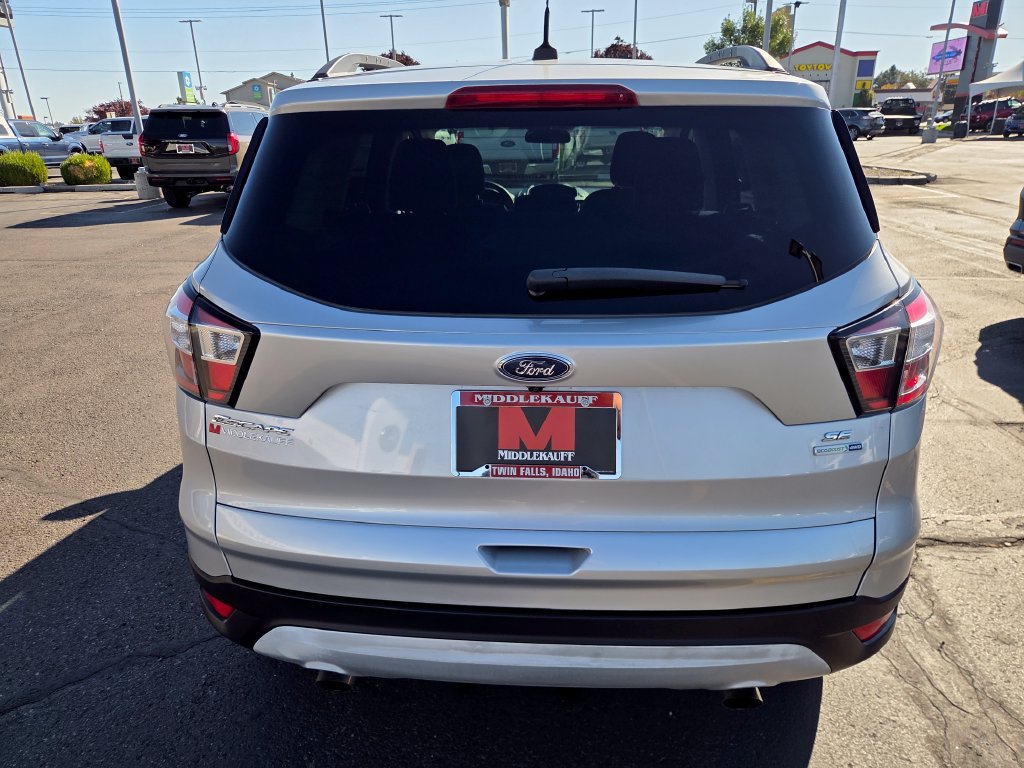 Used 2018 Ford Escape SE AWD/4WD image 4