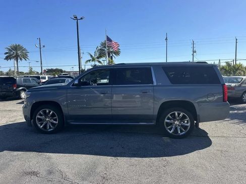 Used 2015 Chevrolet Suburban LTZ RWD image 8