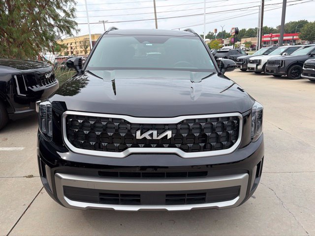 Used 2023 Kia Telluride EX X-Line AWD/4WD image 3