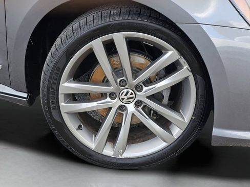 Used 2017 Volkswagen Passat 1.8T R-Line FWD image 16