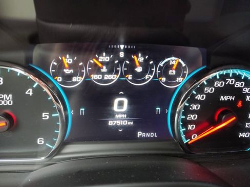 Used 2018 Chevrolet Tahoe Premier image 26